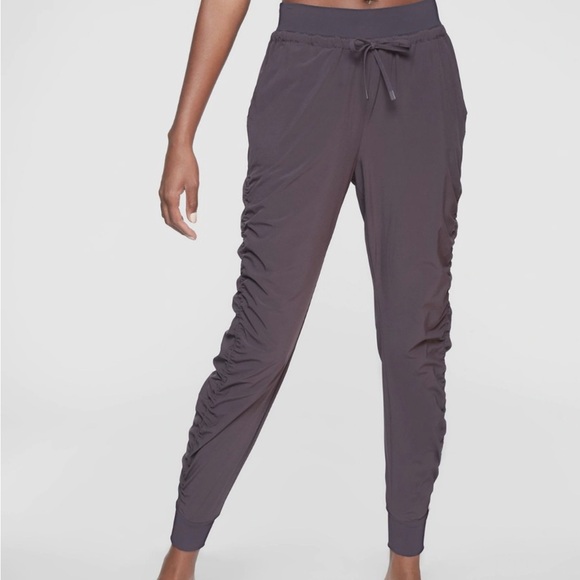 Lululemon Women's Ruched Jogger Pants - Gray, 8 - Picture 1 of 8
